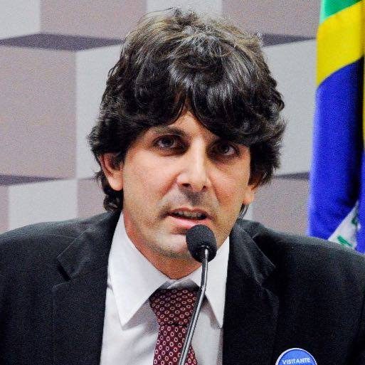 Especialista em advocacia gratuita da Cannabis abre consultoria em negócios no Rio